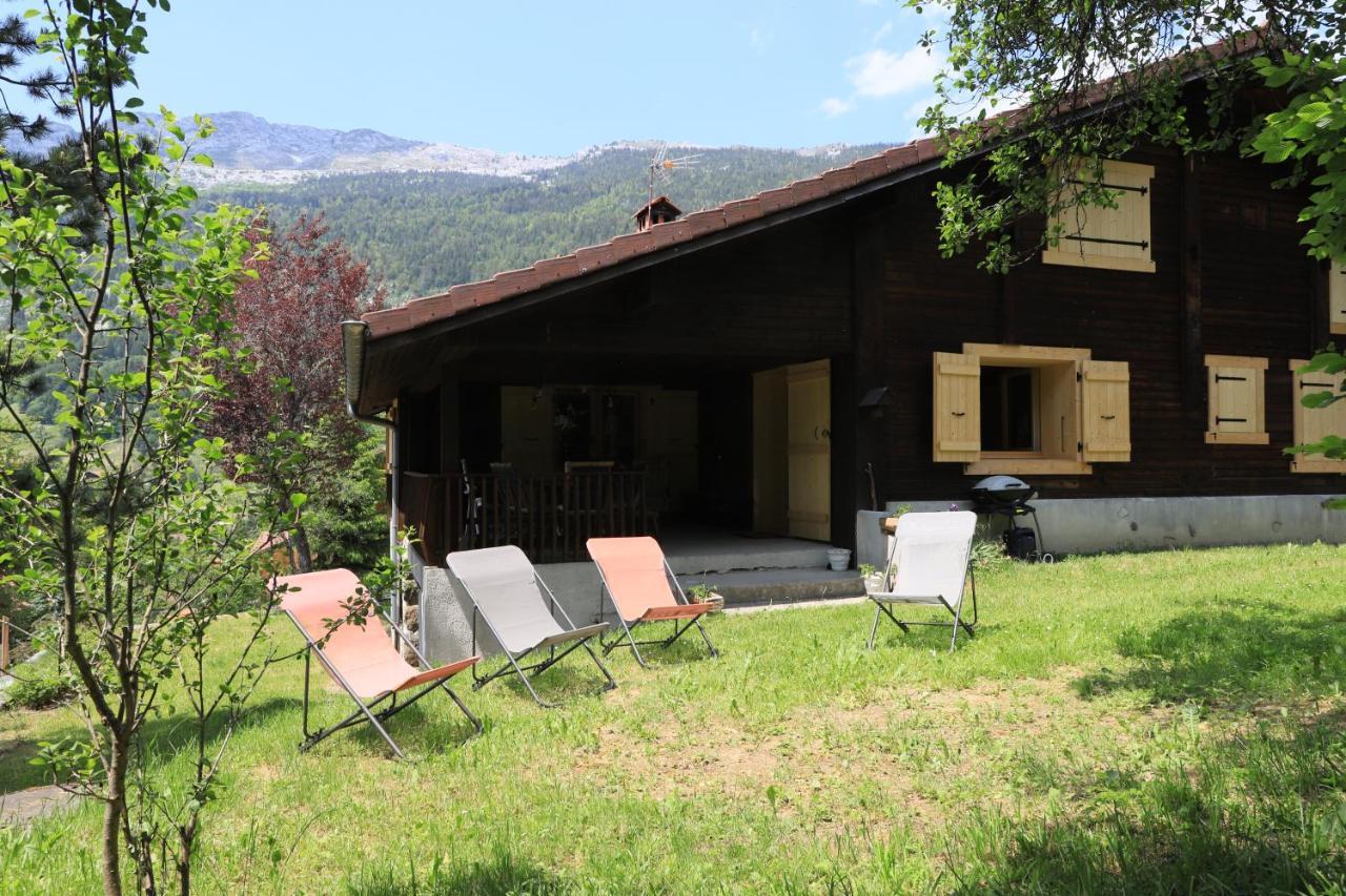 Villa Sous Les Ecotagnes Les Villards-sur-Thônes Exterior foto